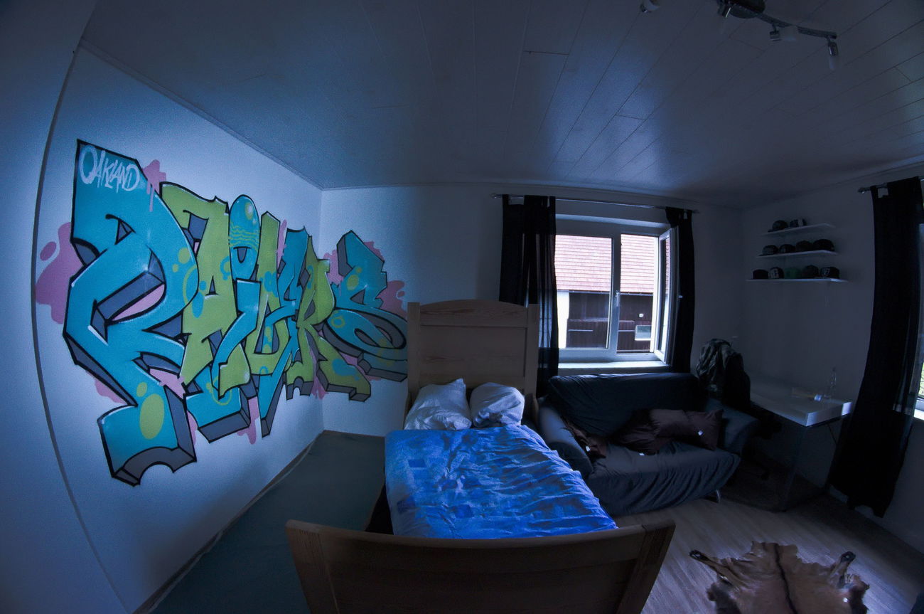 Graffiti Wall - Photo by SEKSinSPACE - oakland, raiders, auftrag (2014)