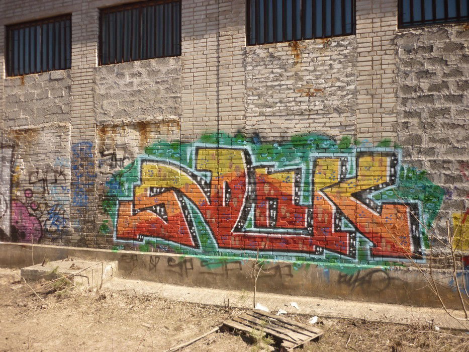 Graffiti Wall - Photo by SENK88