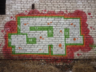 Graffiti Bombing - Photo by SENK88