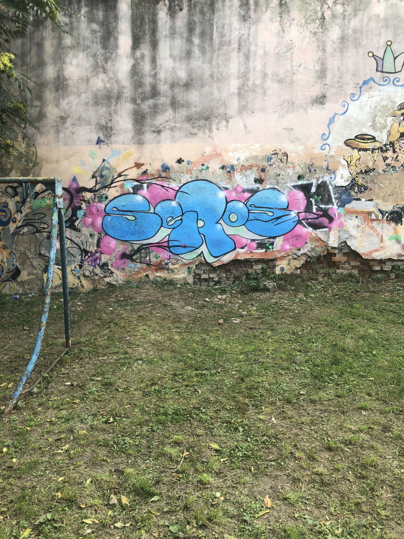 Graffiti Wall - Photo by SEROS (2025)
