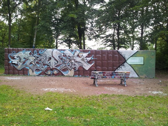 Graffiti Wall - Photo by SEaone - säwer (2013)