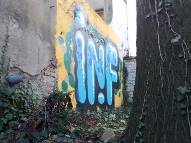 Graffiti Wall - Photo by SEaone - inf