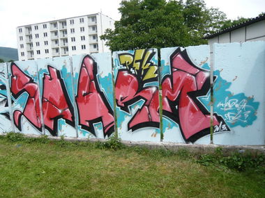 Graffiti Wall - Photo by SHARM - SHARMpfk (2013)