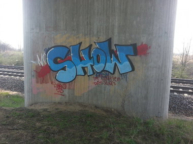 Graffiti Bombing - Photo by SHOW - SHOW, WS (2013)