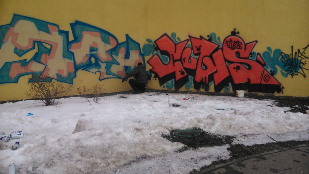 Graffiti Bombing - Photo by SHYA108 (2014)