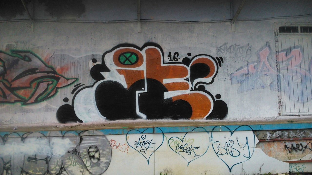 Graffiti Wall - Photo by SHYA108