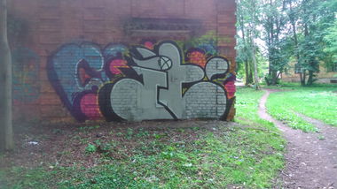 Graffiti Bombing - Photo by SHYA108