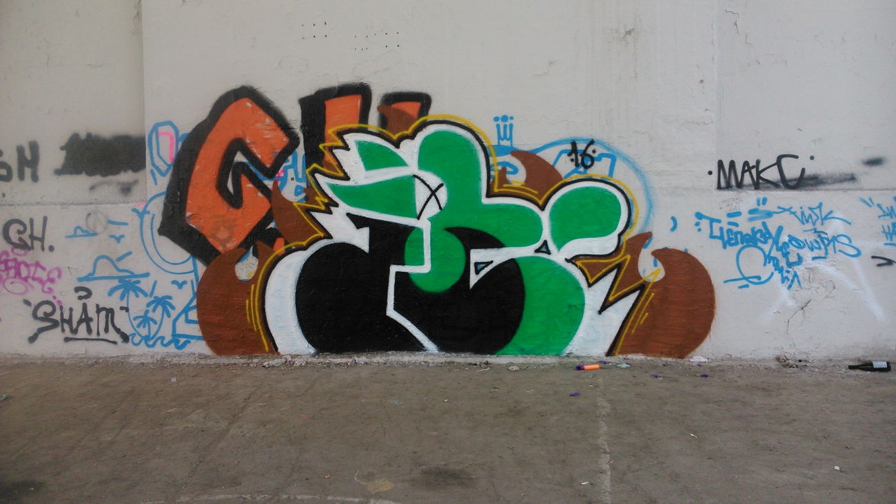 Graffiti Wall - Photo by SHYA108