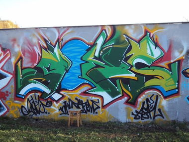 Graffiti Wall - Photo by SHor86