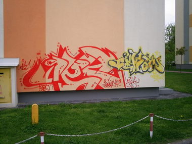 Graffiti Wall - Photo by SHor86