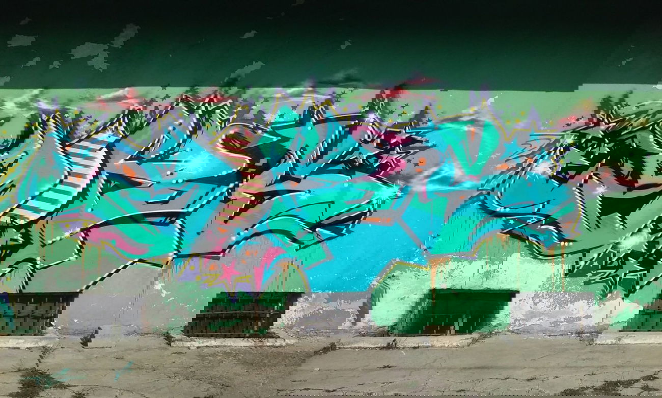 Graffiti Wall in Pu?awy - Photo by SHor86