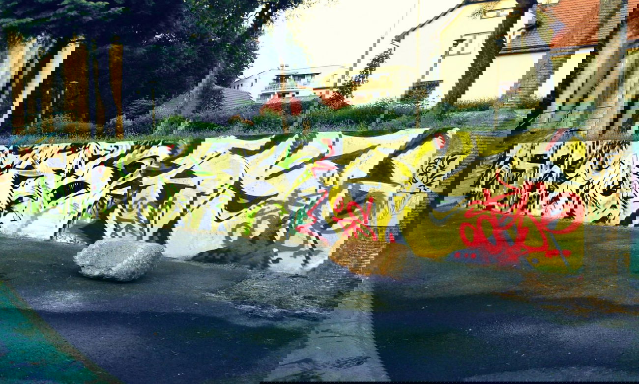 Graffiti Wall - Photo by SHor86