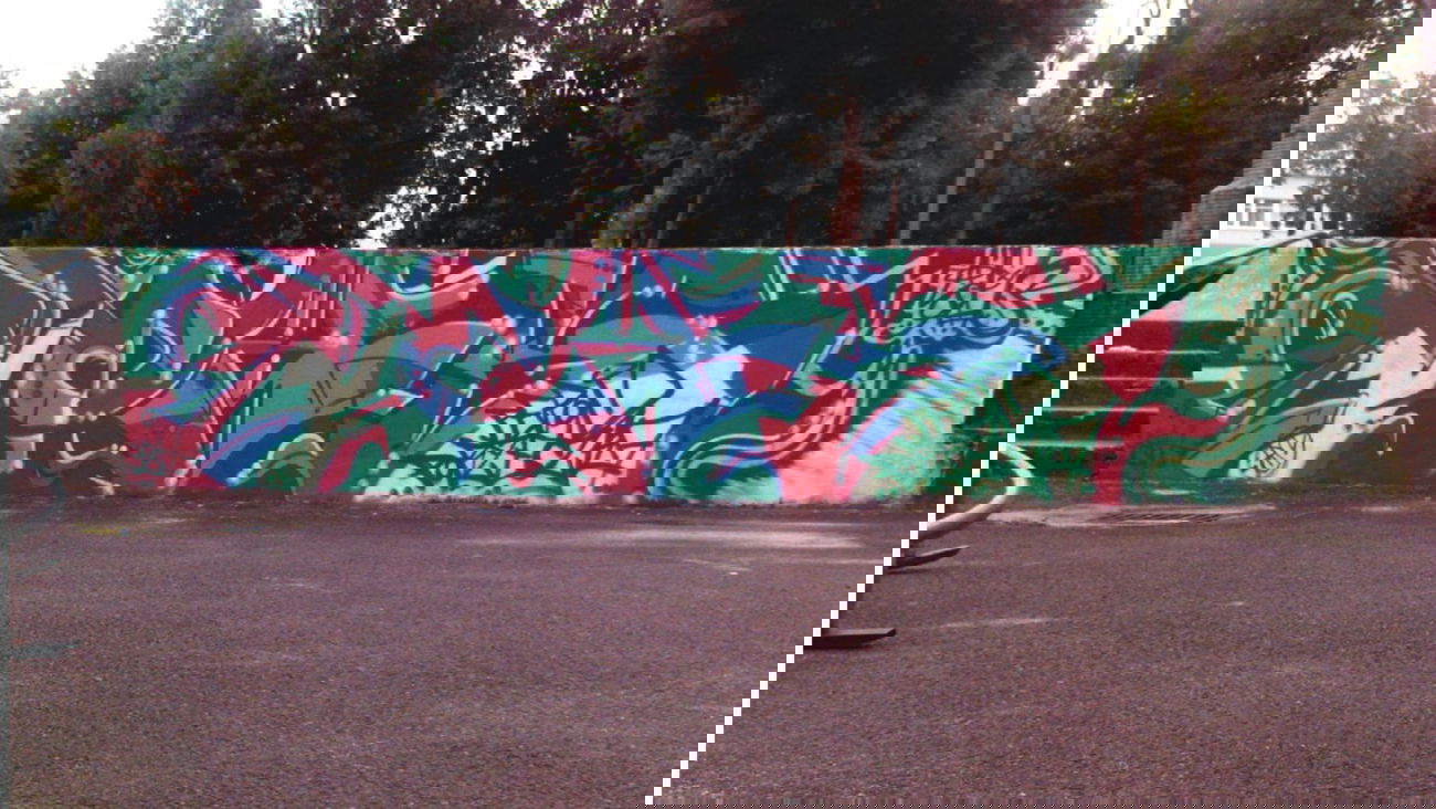 Graffiti Wall - Photo by SHor86