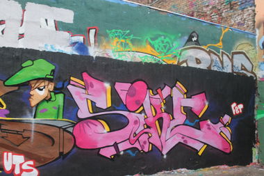Graffiti Wall - Photo by SIKE137 - Sike, 137, Sike137 (2013)
