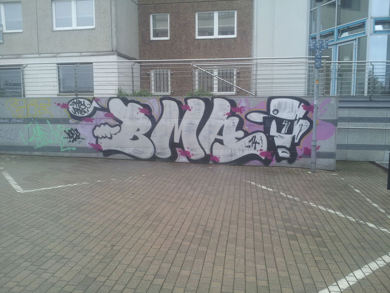 Graffiti Bombing - Photo by SIKRthanYou - BMA