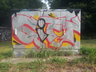 Graffiti Bombing - Photo by SIKRthanYou - gift, chemnitz