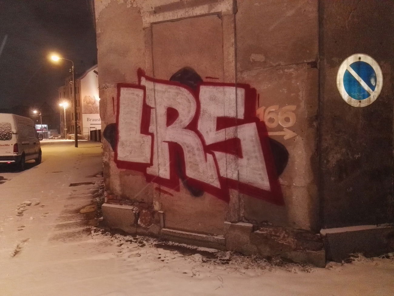 Graffiti Bombing - Photo by SIKRthanYou - lrs, chemnitz, 2016 (2016)