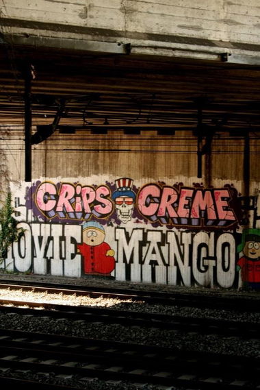 Graffiti Wall in Stuttgart - Photo by SIRUP - creme, crips, burnerwall