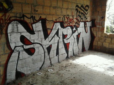 Graffiti Wall - Photo by SKRKuRWo