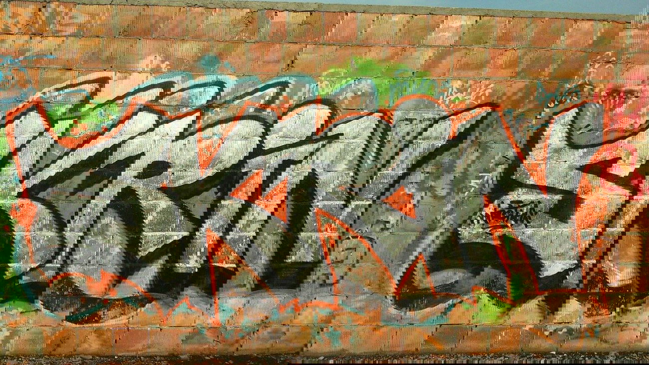 Graffiti Bombing - Photo by SKRKuRWo