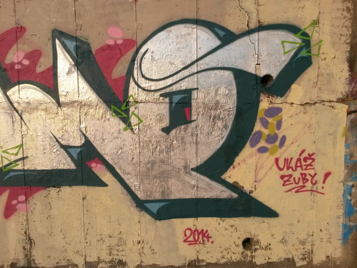 Graffiti Wall - Photo by SKYMORENY - http://skymoreny.tumblr.com/