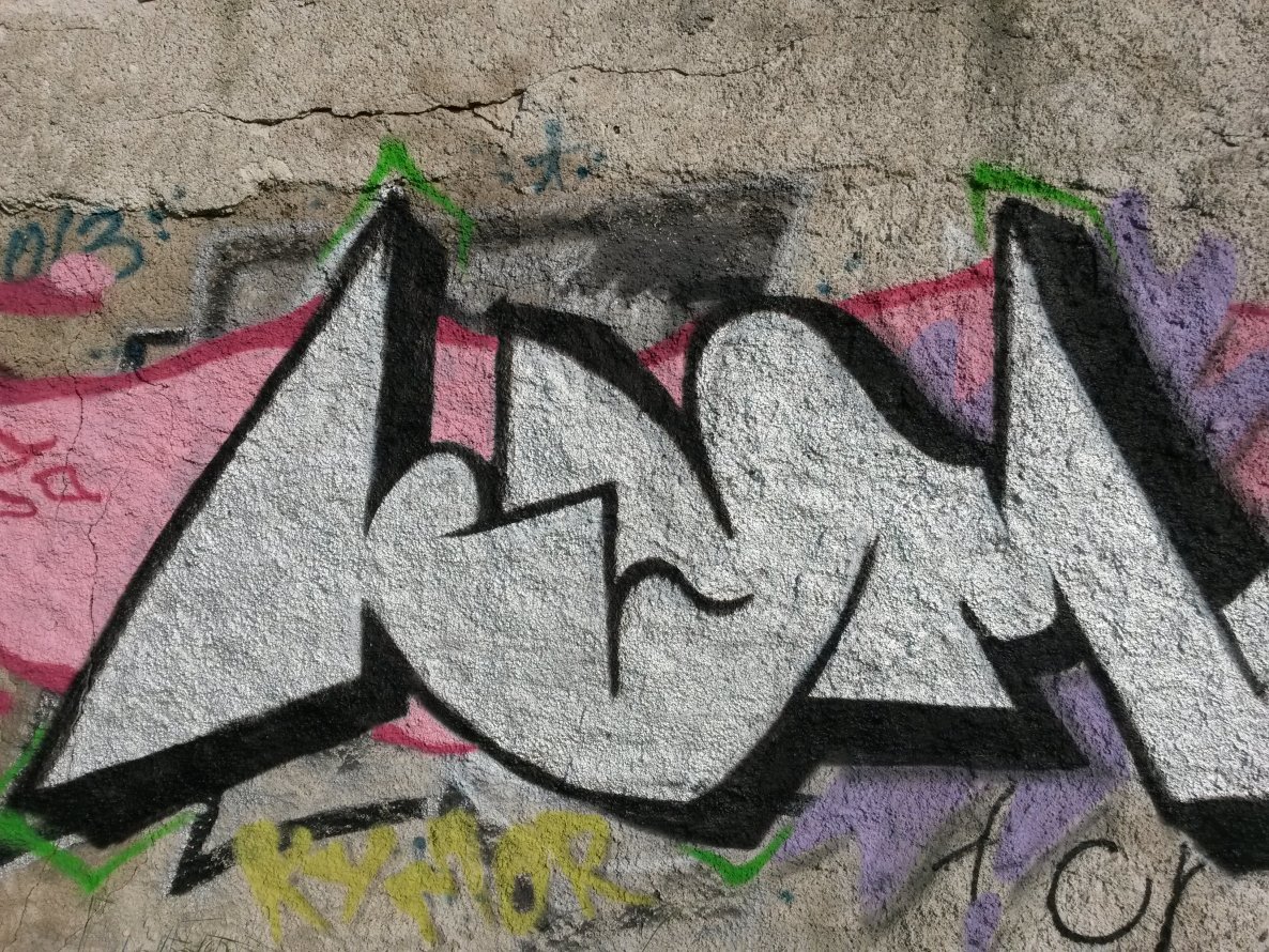 Graffiti Wall - Photo by SKYMORENY