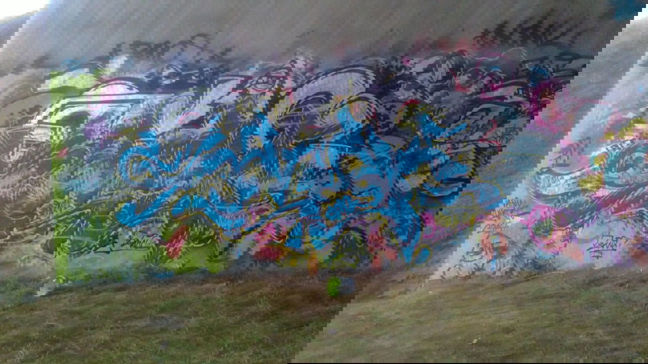 Graffiti Wall - Photo by SMOK09