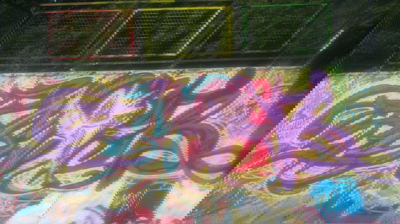 Graffiti Wall - Photo by SMOK09