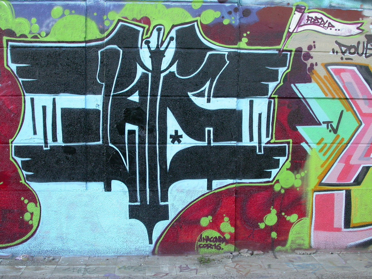 Graffiti Wall - Photo by SOMEY