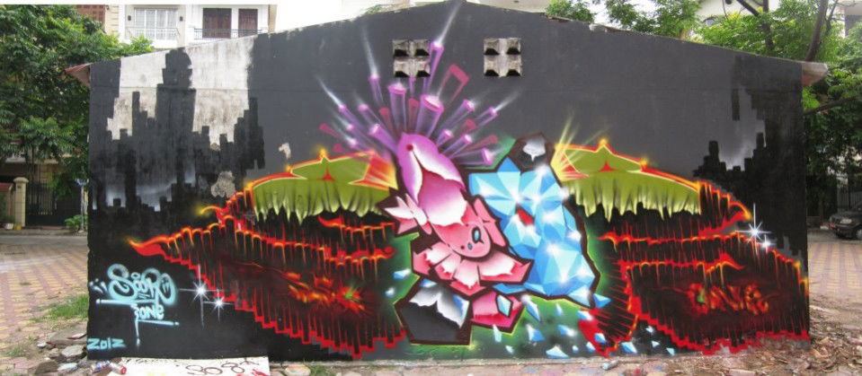 Graffiti Wall in Hanoi - Photo by SOOR1 - SOOR1 (2012)