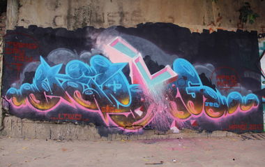 Graffiti Wall in Vietnam - Photo by SOOR1 - SOOR1 (2013)