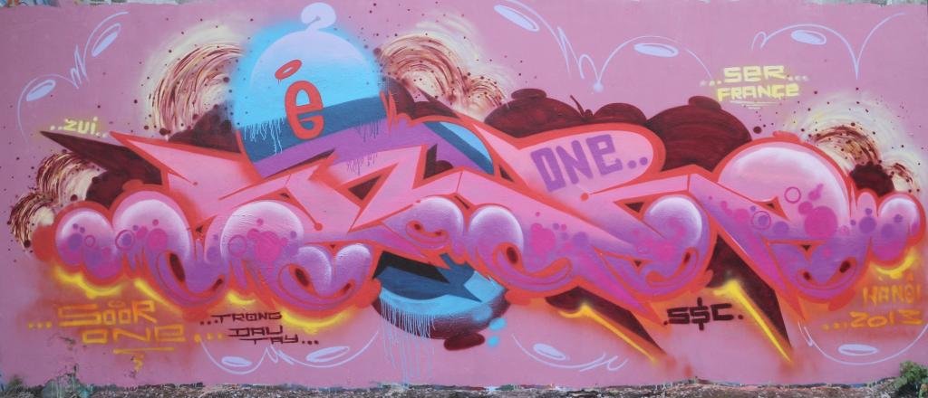 Graffiti Wall in Vietnam - Photo by SOOR1 - SOOR1 (2013)