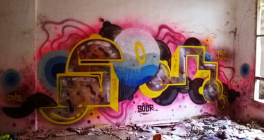 Graffiti Bombing - Photo by SOOR1 - sooooor1 (2015)