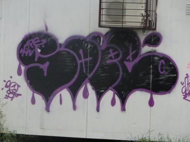 Graffiti Bombing - Photo by SOPE1 - Sope (2013)