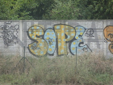 Graffiti Bombing in Buk - Photo by SOPE1 - Sope (2013)