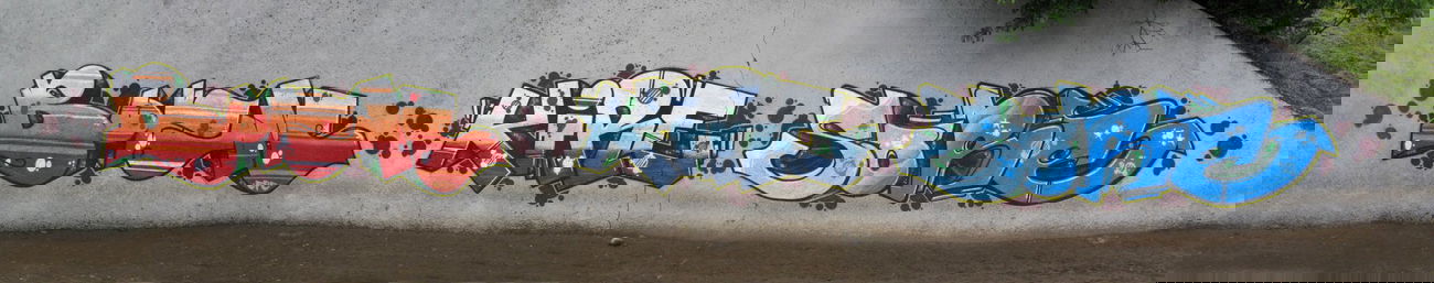 Graffiti Wall in Romania - Photo by SOREZ - BOEM, KIRE, SORE (2009)