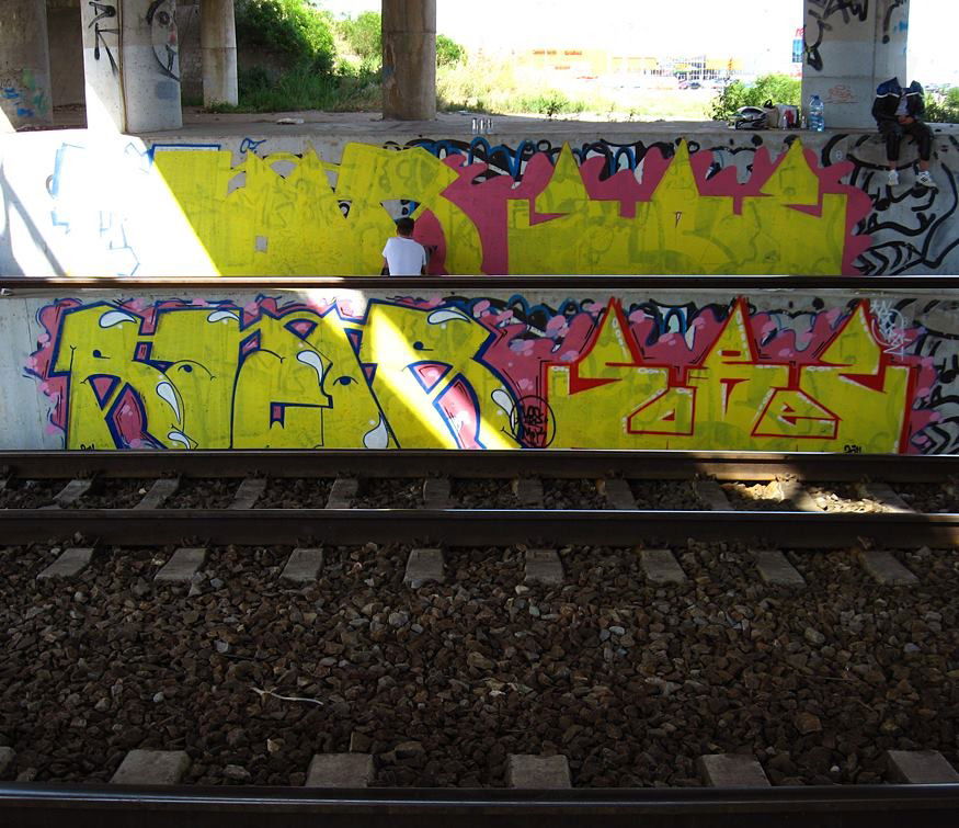 Graffiti Bombing in Romania - Photo by SOREZ - ploiesti, romania, Graffiti (2013)