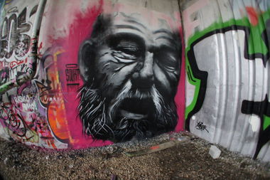 Graffiti Street Art in Moscow - Photo by SOURT - sourt (2014)