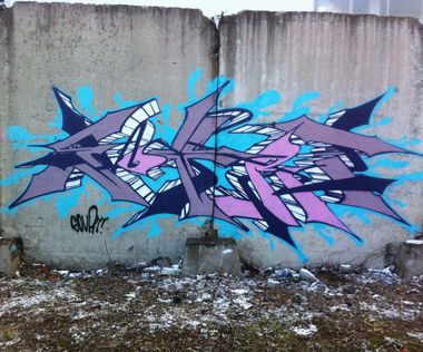 Graffiti Wall - Photo by SOURT - sourt
