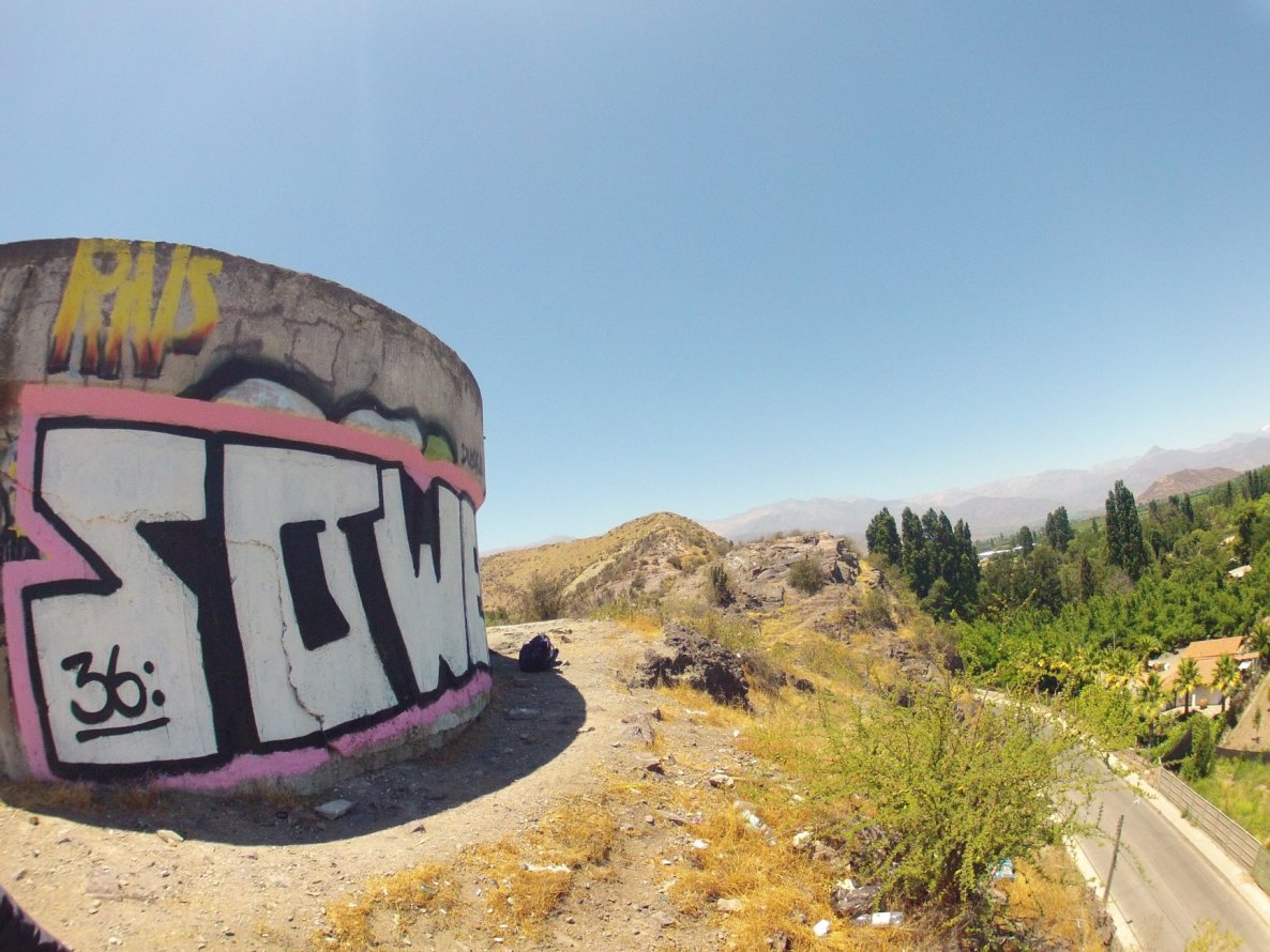 Graffiti Bombing in San Felipe - Photo by SOWER36 - SOWER36 (2014)
