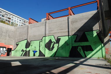 Graffiti Wall - Photo by SPIN_mch_k2s - blocbaster, spin (2010)