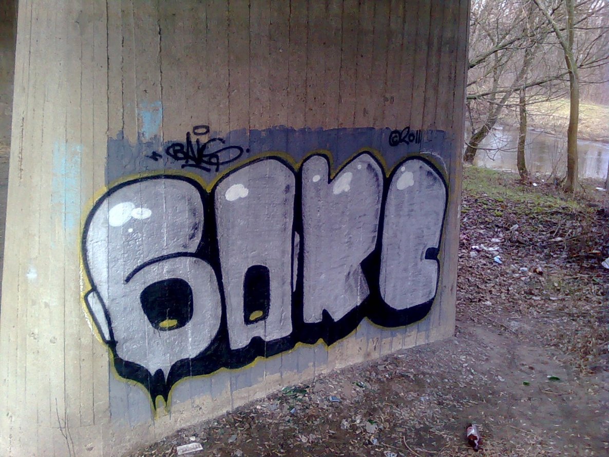 Graffiti Bombing - Photo by STADO - ???? (2011)