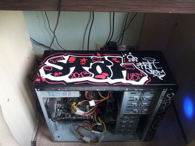 Graffiti Sketch - Photo by STAEH - stah