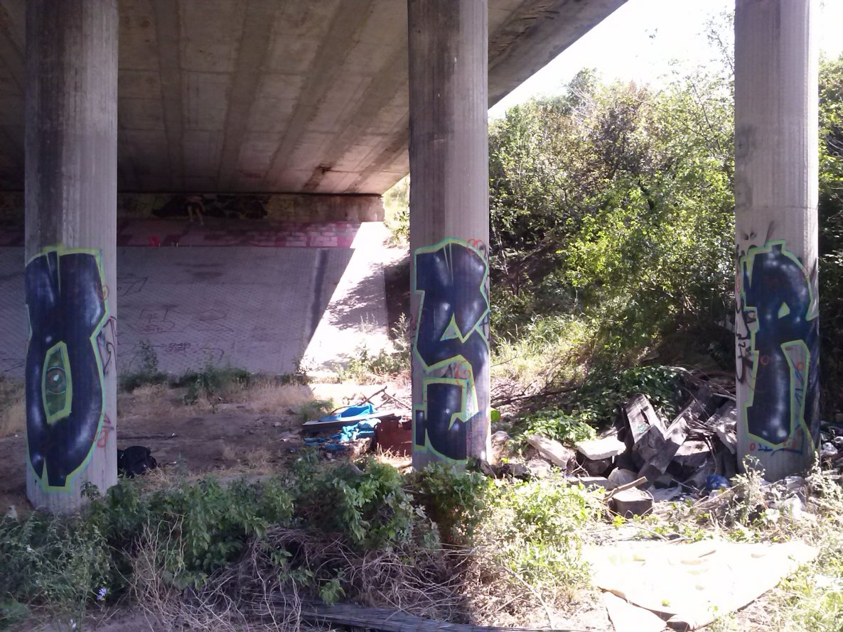 Graffiti Bombing in Bratislava - Photo by STAF - STAF, OSR, CREW (2014)