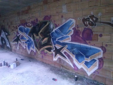 Graffiti Wall in Madagascar - Photo by STAF - staf, osr, ricun (2014)