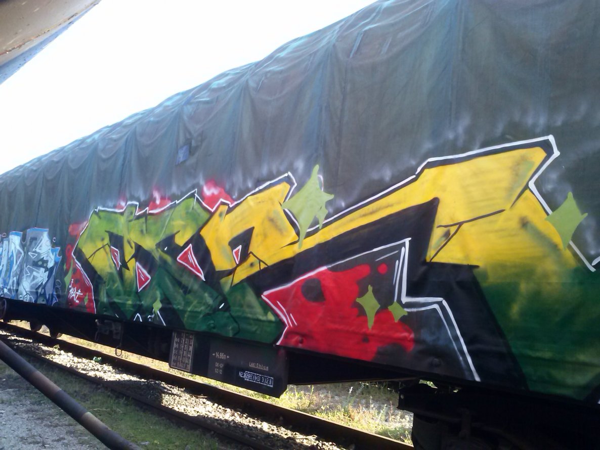 Graffiti Train - Photo by STAF - osr, crew, staf (2014)