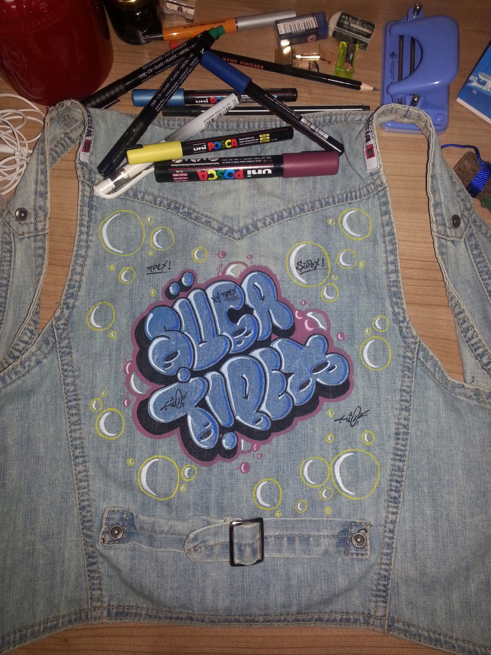 Graffiti Wall - Photo by SUCA - şüca