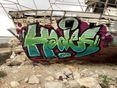 Graffiti in Bar montenegro - Photo by SUCKER - Hades, Sarajevo!