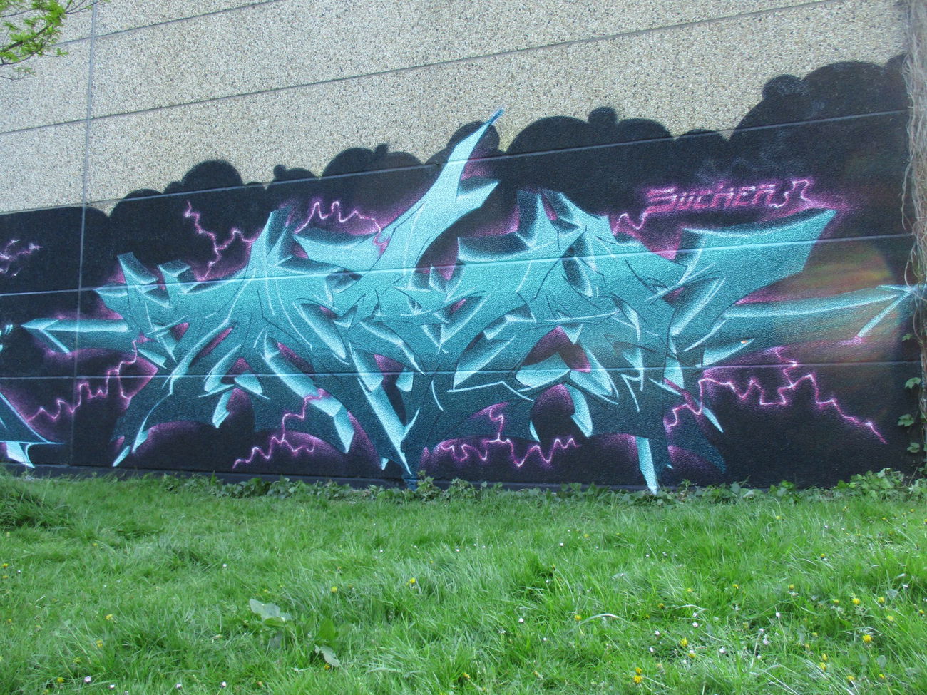 Graffiti Wall in Hamburg - Photo by SUCKER (2022)