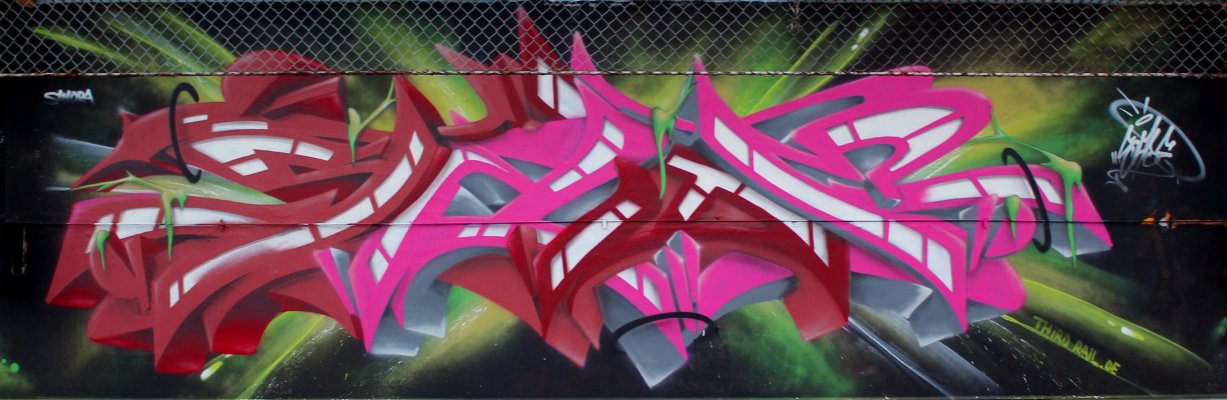 Graffiti Wall - Photo by SadeASV - Sade, ASV, 71 (2013)